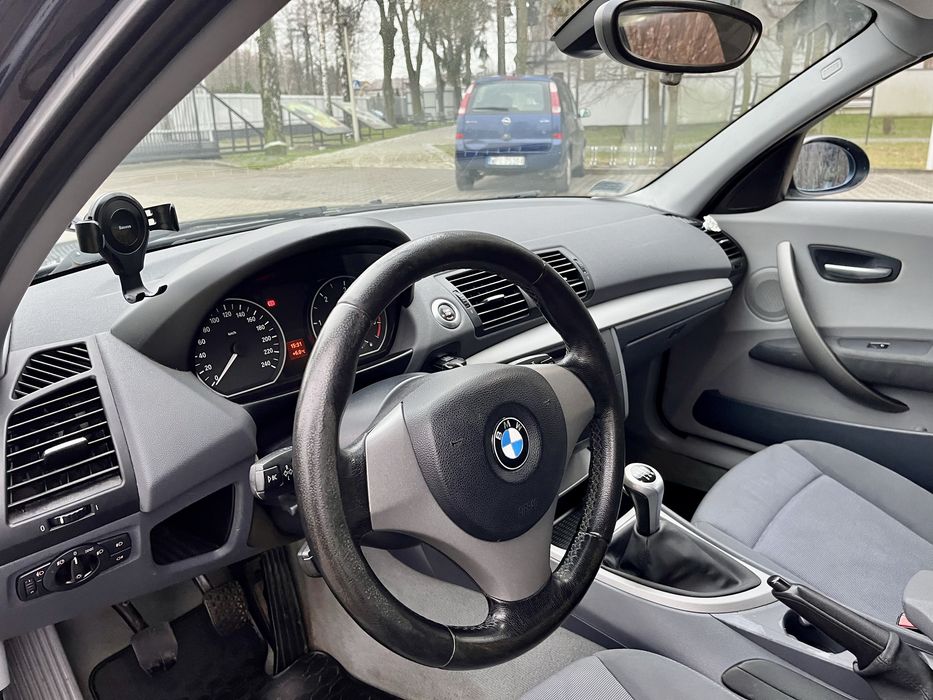 BMW 118d 5D 2.0 diesel 122 KM 2007 rok