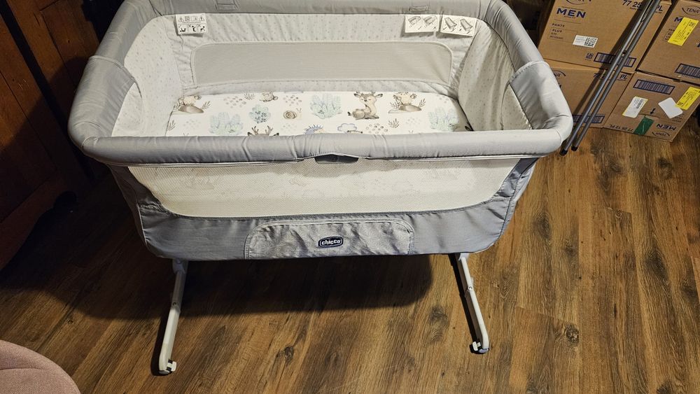 Chicco next 2 me - łóżeczko, dostawka, kołysanka, 2 prześcieradła
