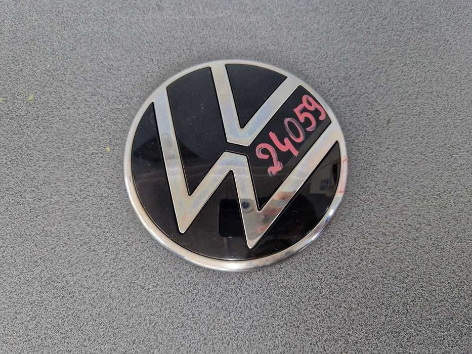 Volkswagen Tiguan AllSpace 5NA 22r.- Emblemat Znaczek Klapy Tył