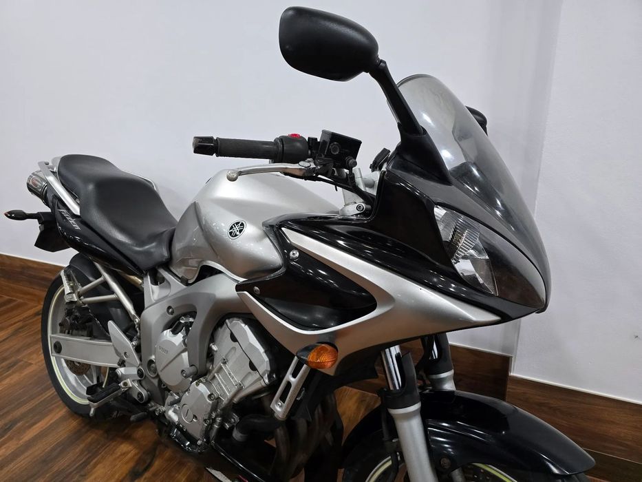 Yamaha FZ YAMAHA FAZER 600 FZ6 Fazer600 S1 Fzs 600 cbf600