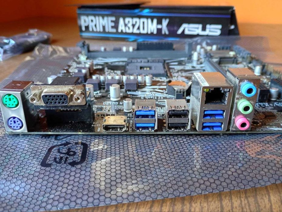 Материнська плата ASUS A320M-K + процесор AMD Ryzen 5 (D1600BBAEBOX)