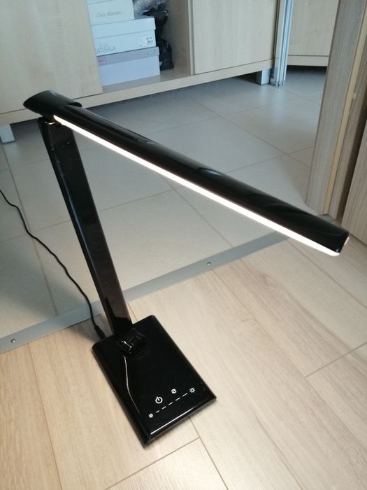 Lampka LED firmy Livarno.