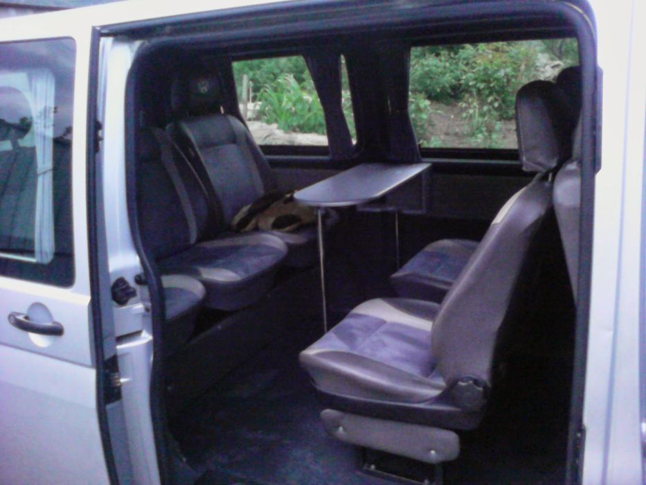 Бус VW T5  продаж.