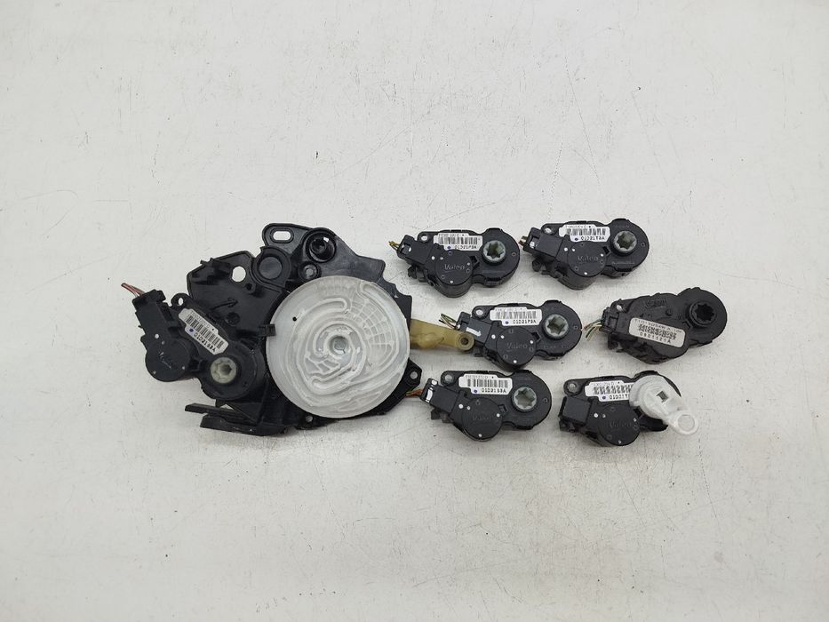 Motores atuadores de sofagem - PEUGEOT 508 SW I (8E_) | 10 - 18