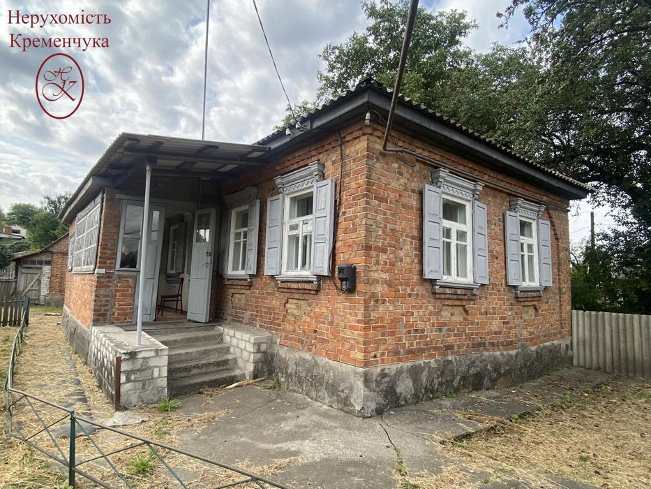 Продаж / Будинок /Крюків