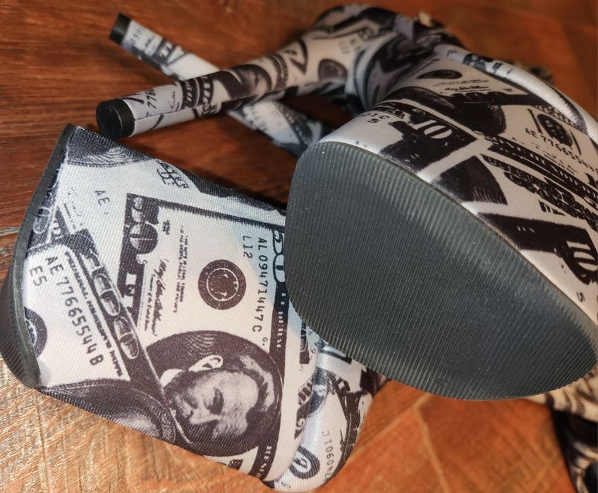 Продам сапоги стрипы