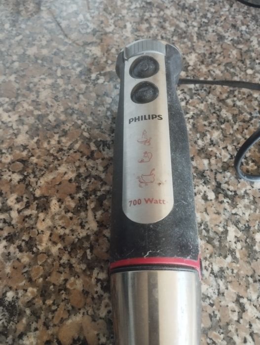 Varinha mágica Philips 700Watts com copo triturador  para peças