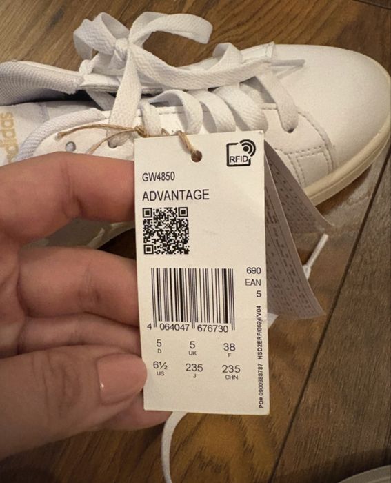 Adidas Adventure 38
