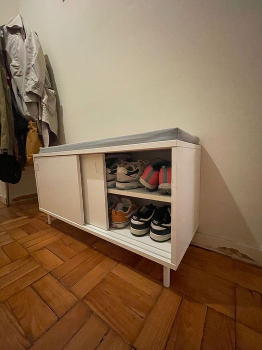 Sapateira Ikea branca