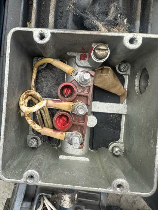 Продам электродвигатель 3 кВт 1000 об/мин