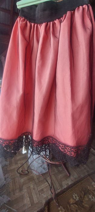 Спідниця рожевого кольору