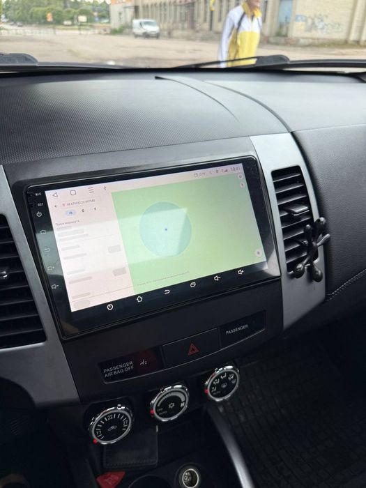 Mitsubishi outlander XL