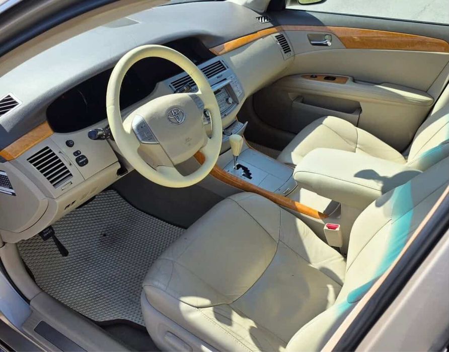 В продаже Toyota Avalon