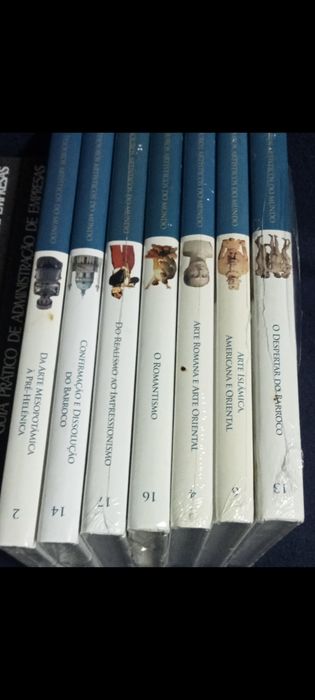 30 livros que estão nestas 8 qfotos excelente estados e muitos mais