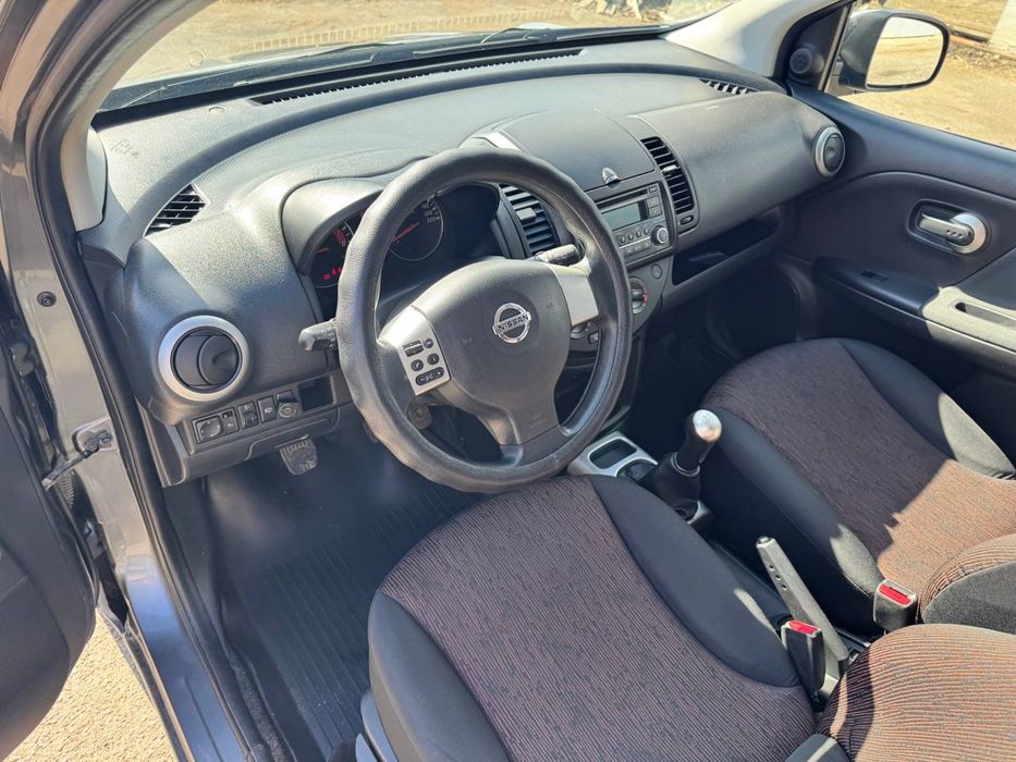 Nissan Note 2010рік 1.4 бензин