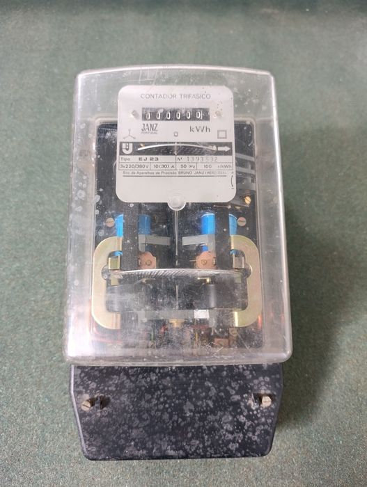 Contadores trifásicos e monofásicos