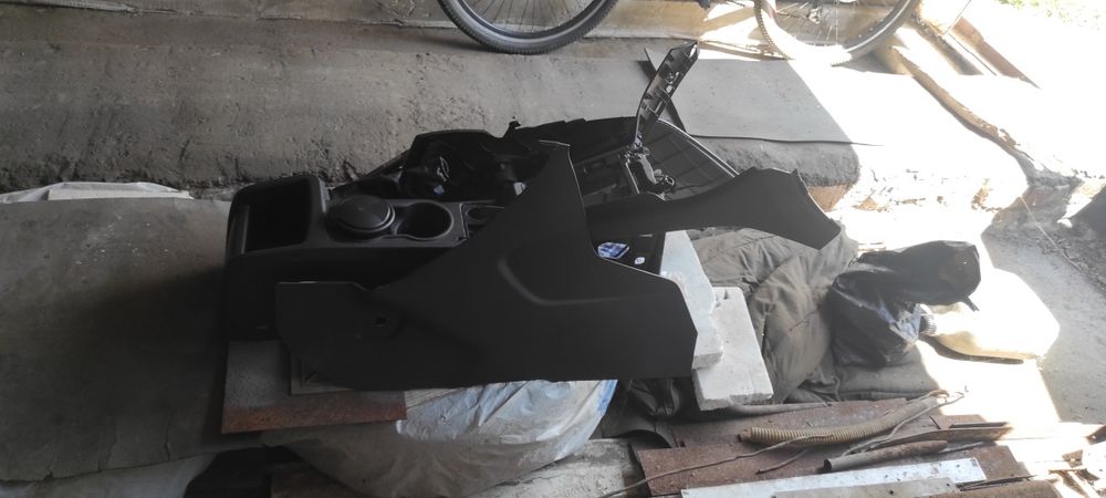 Центральна консоль форд фокус 3,дорест,2012