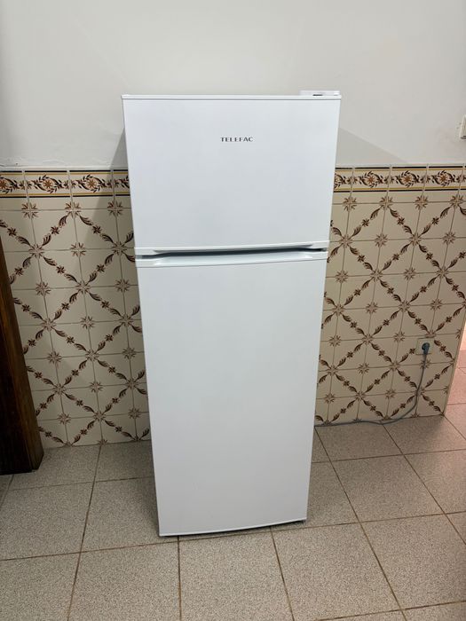 Refrigerator - Refrigerator432789622862663682