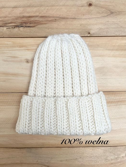 Czapka wełna 100% ecru