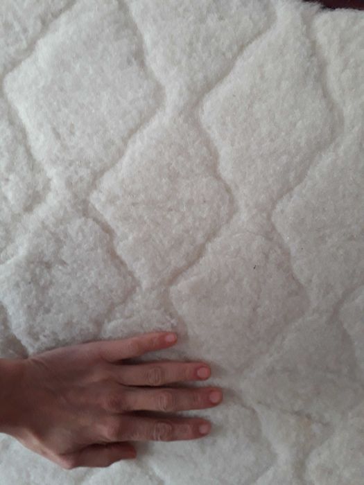 Colchão casal materiais orgânicos! Despacho urgente - valor negociável