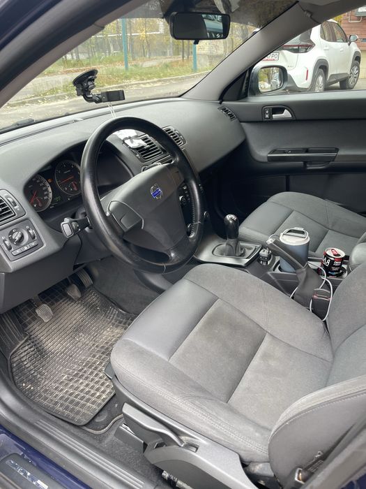 Вольво v50 1.6d