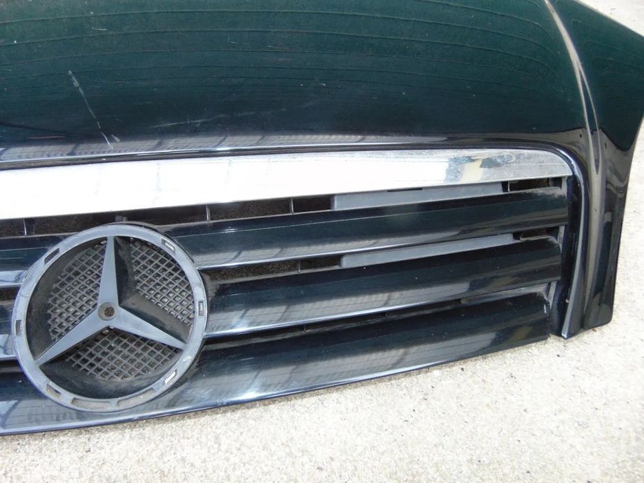 Mercedes class A W168 Capot " usado em bom estado