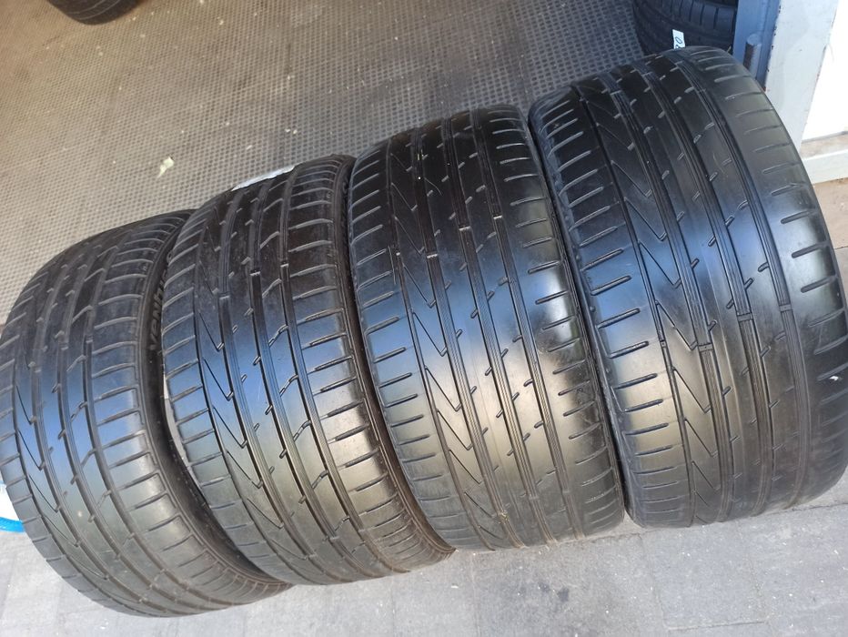 Летняя резина 245/35 R19 Hankook Ventus S1 Evo2