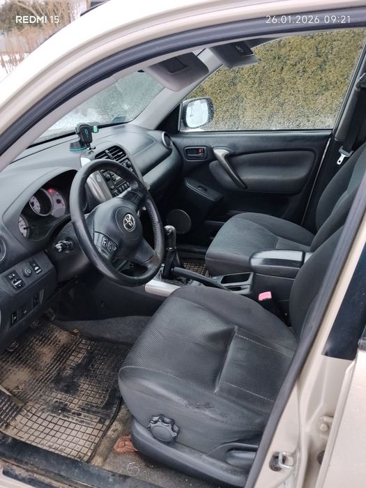 Samochód osobowy TOYOTA RAV 4