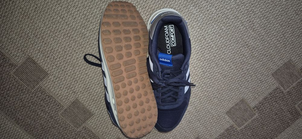 Sapatilhas Adidas Azuis como novas tamanho  9.5 Uk 11 FR