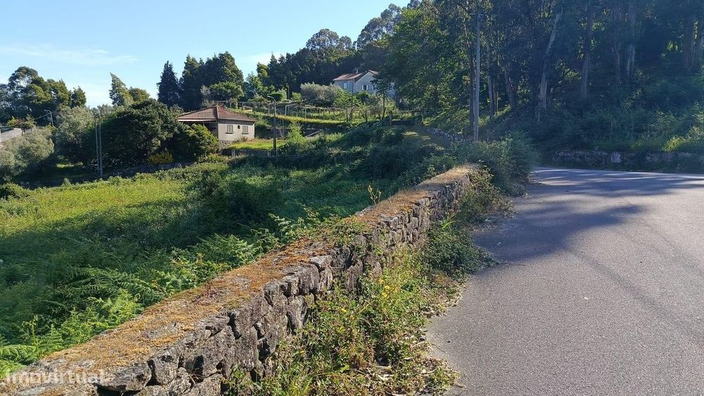 Terreno  em Geraz do Lima – 2508 m2
