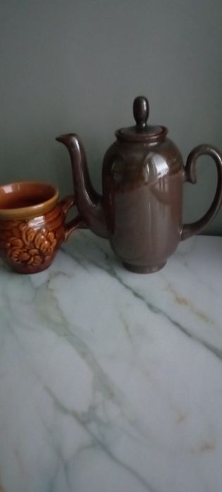 Посуда, старинные кувшуны