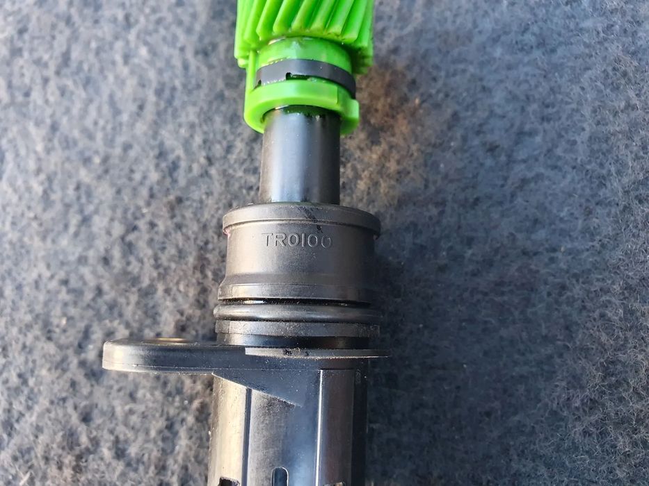 MAZDA PREMACY 1.8 2.0 16V IMPULSATOR CZUJNIK PRĘDKOŚCI ŚLIMAK POSIADAM 2 SZT