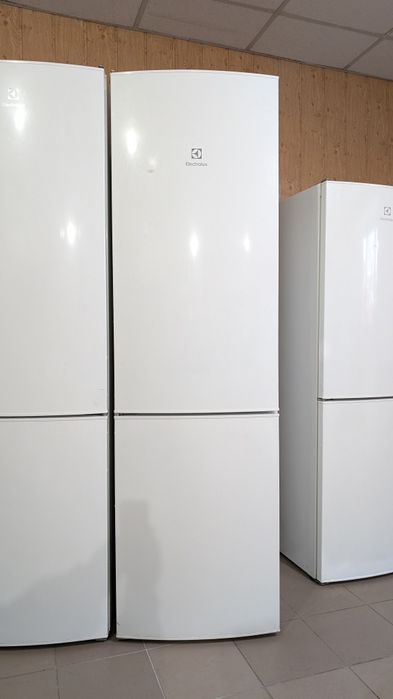 Холодильник Electrolux