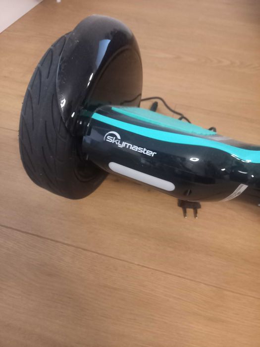 Deskorolka elektryczna Skymaster Wheels Lark 11