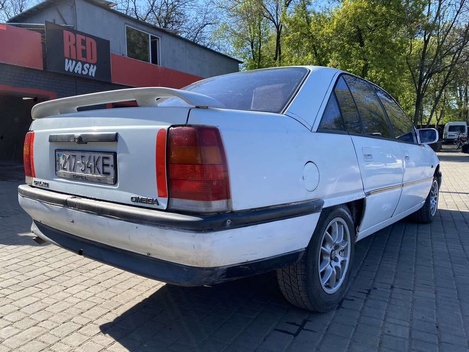 Opel omega сел поехал