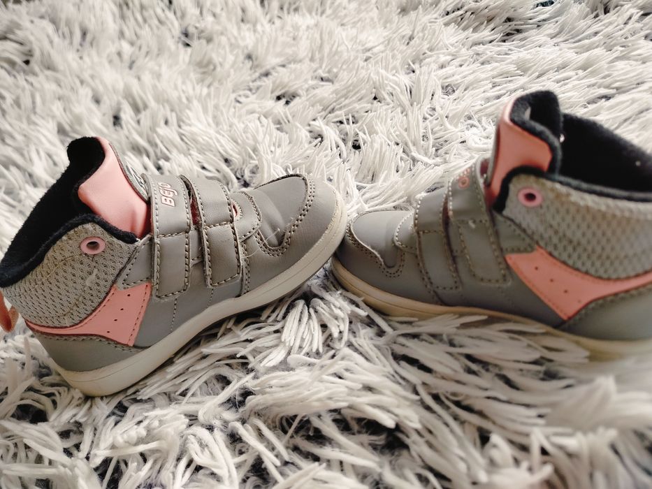 Buty dla dziewczynki Bejo
