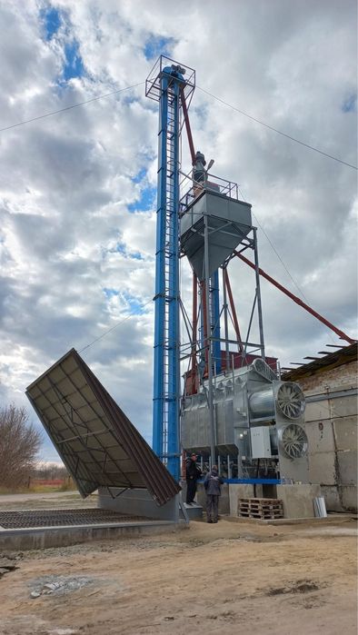 Зерносушарка Agro Star 100 т/д