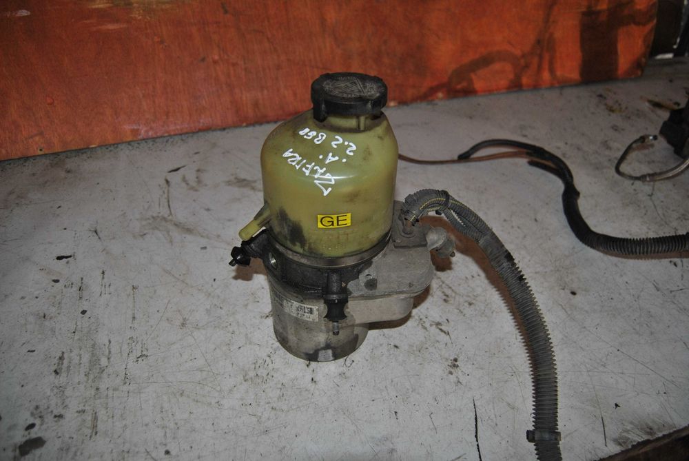 Pompa wspomagania Opel Zafira A lift