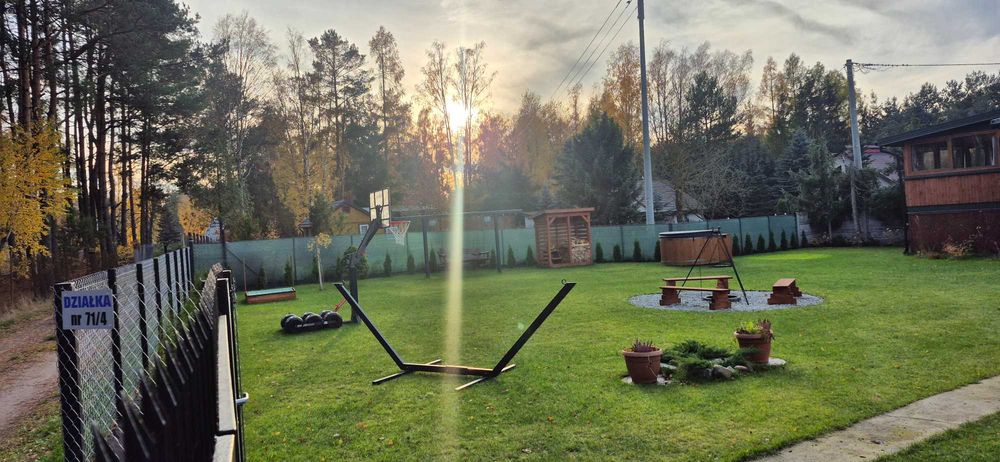 Komfortowy wygodny domek , Altana  , Jacuzzi , ognisko , basen.