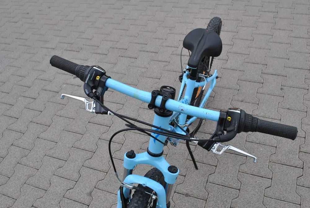 Idealny Rower młodzieżowy 24 Hotrock Specialized niebieski 21 biegów