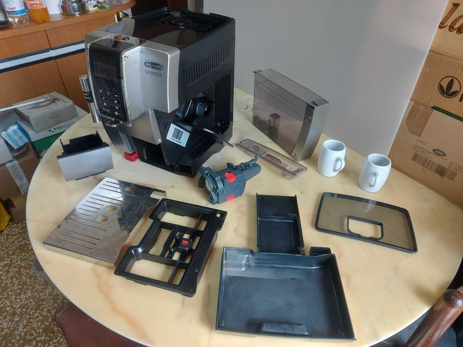 кофемашина с кофемолкой Delonghi Dinamica - ECAM350.35.SB