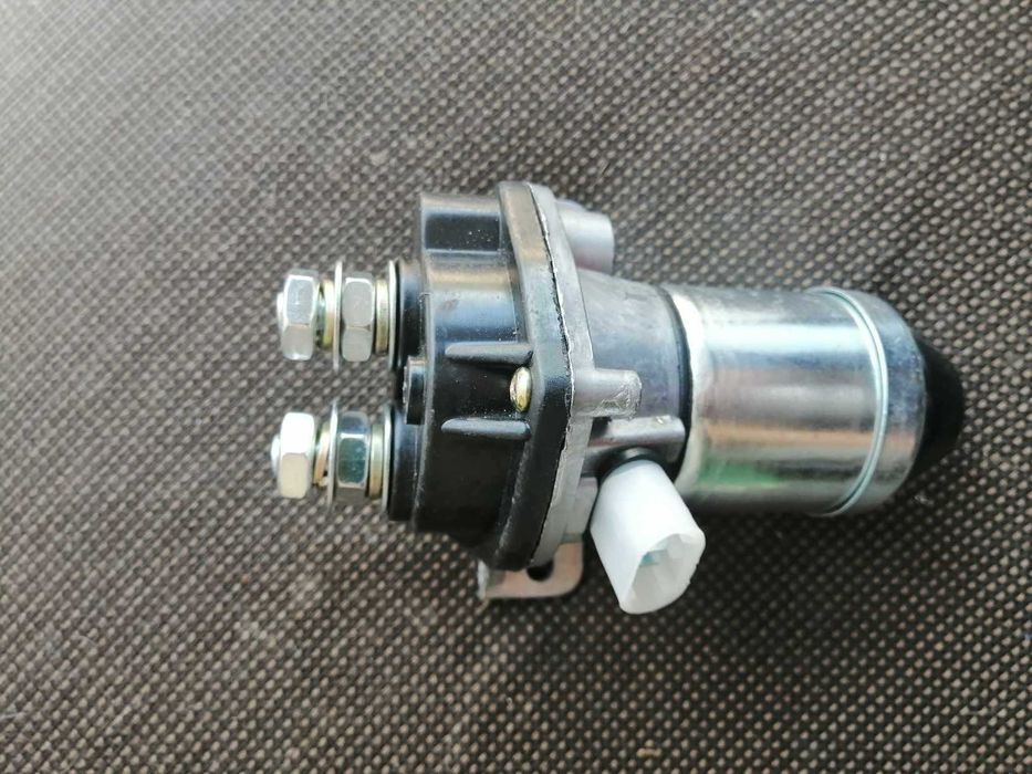 выключатель массы тока автомобиля Камаз Урал МАЗ Краз 24 в