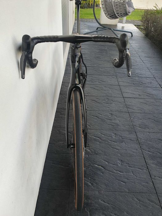 Pinarello Dogma F12 Ultegra Di2 (24v) Disco.