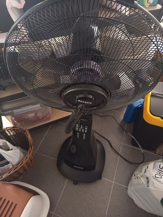 Ventoinha com humidificador