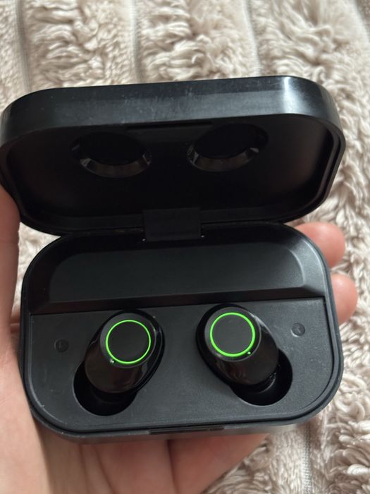 бездротові навушники (TWS)