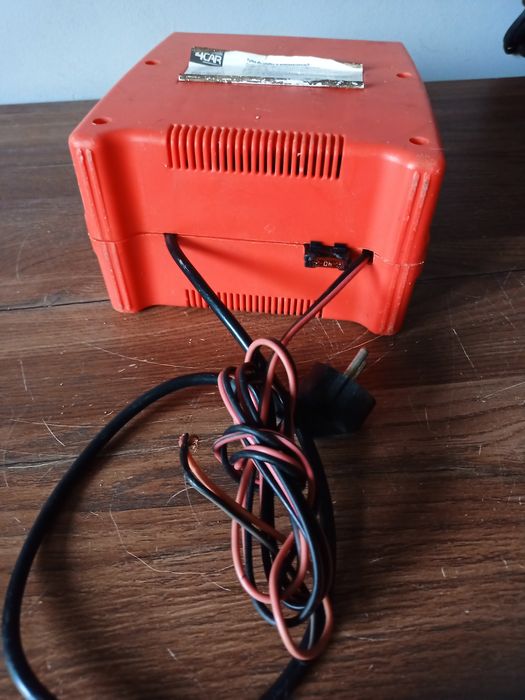Zespół prostownikowy  12v/6A