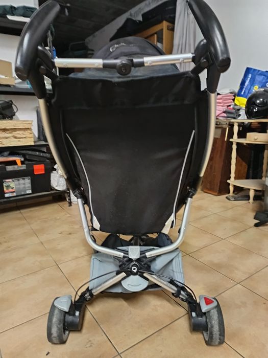 Carrinho de bebé