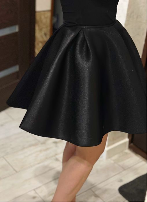 Спідниця чорна із неопрена