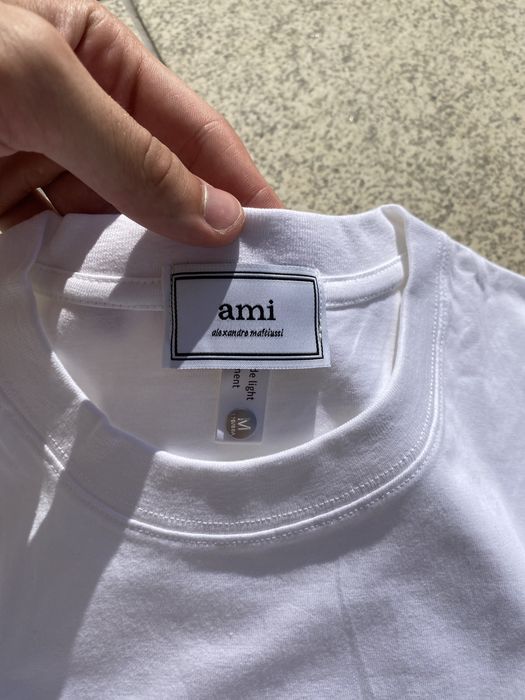 T-shirt branca Ami Paris - Envio gratuito