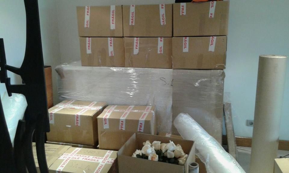 Mudanças de Casas Escritórios/Aluguer de Box/ Guarda Moveis